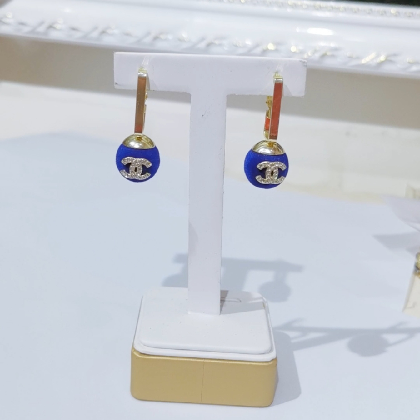 Chanel earring