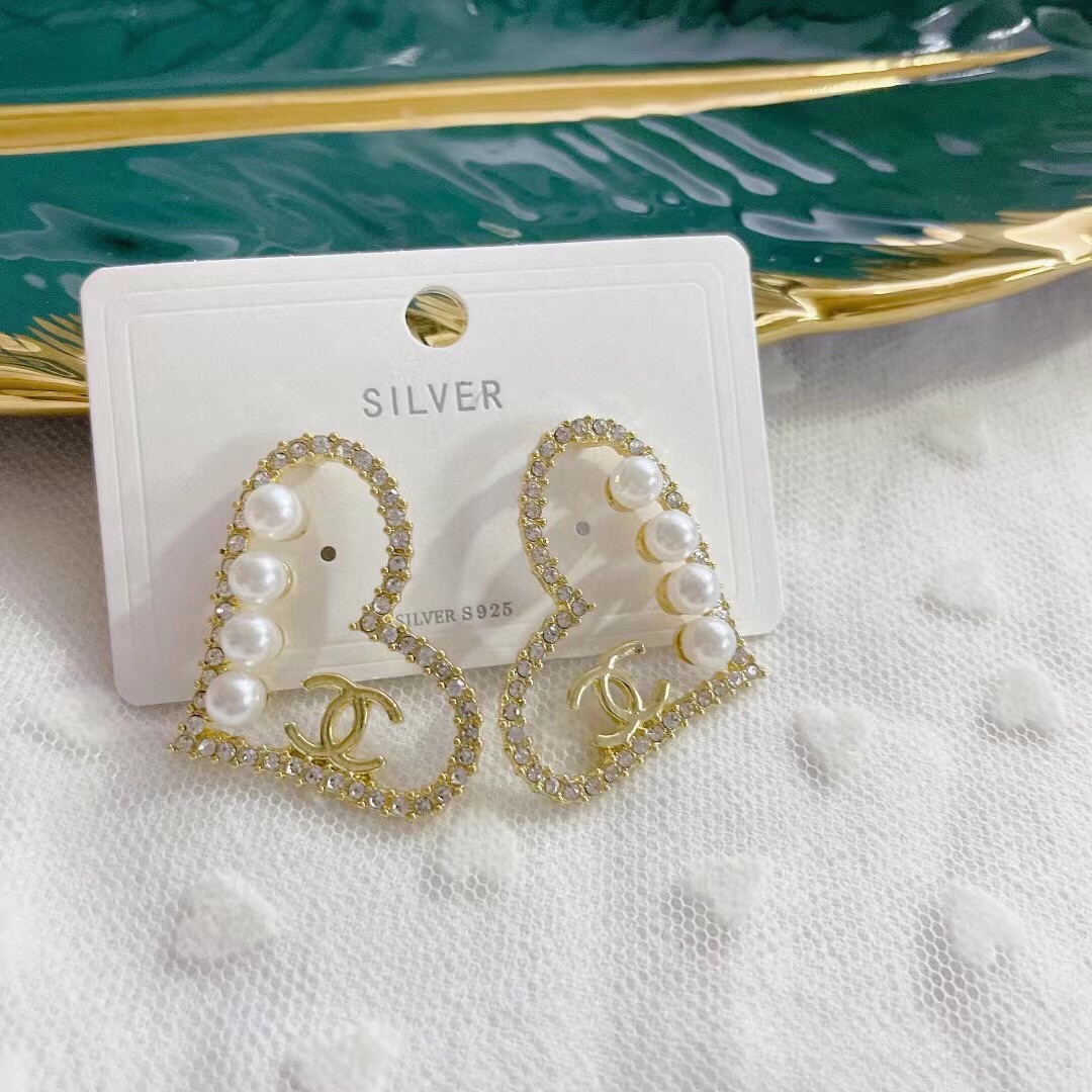 Chanel earring 107271