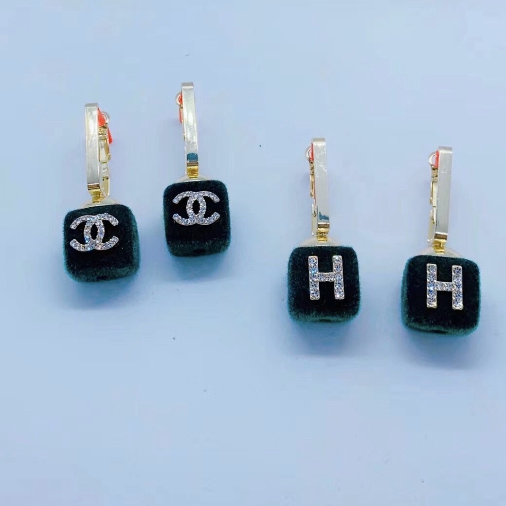Chanel/Hermes earring 107281