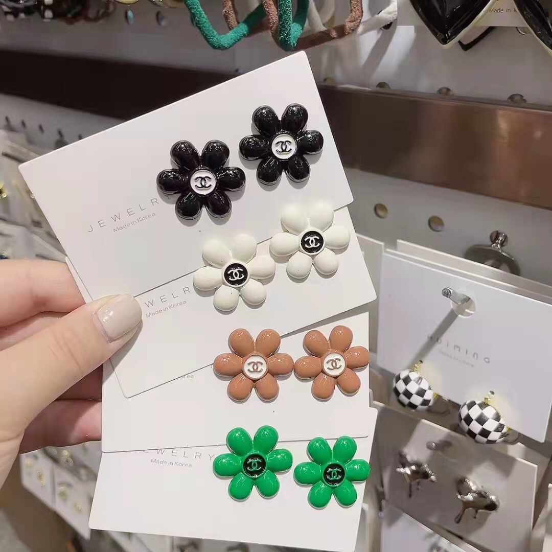 Chanel earring 107292