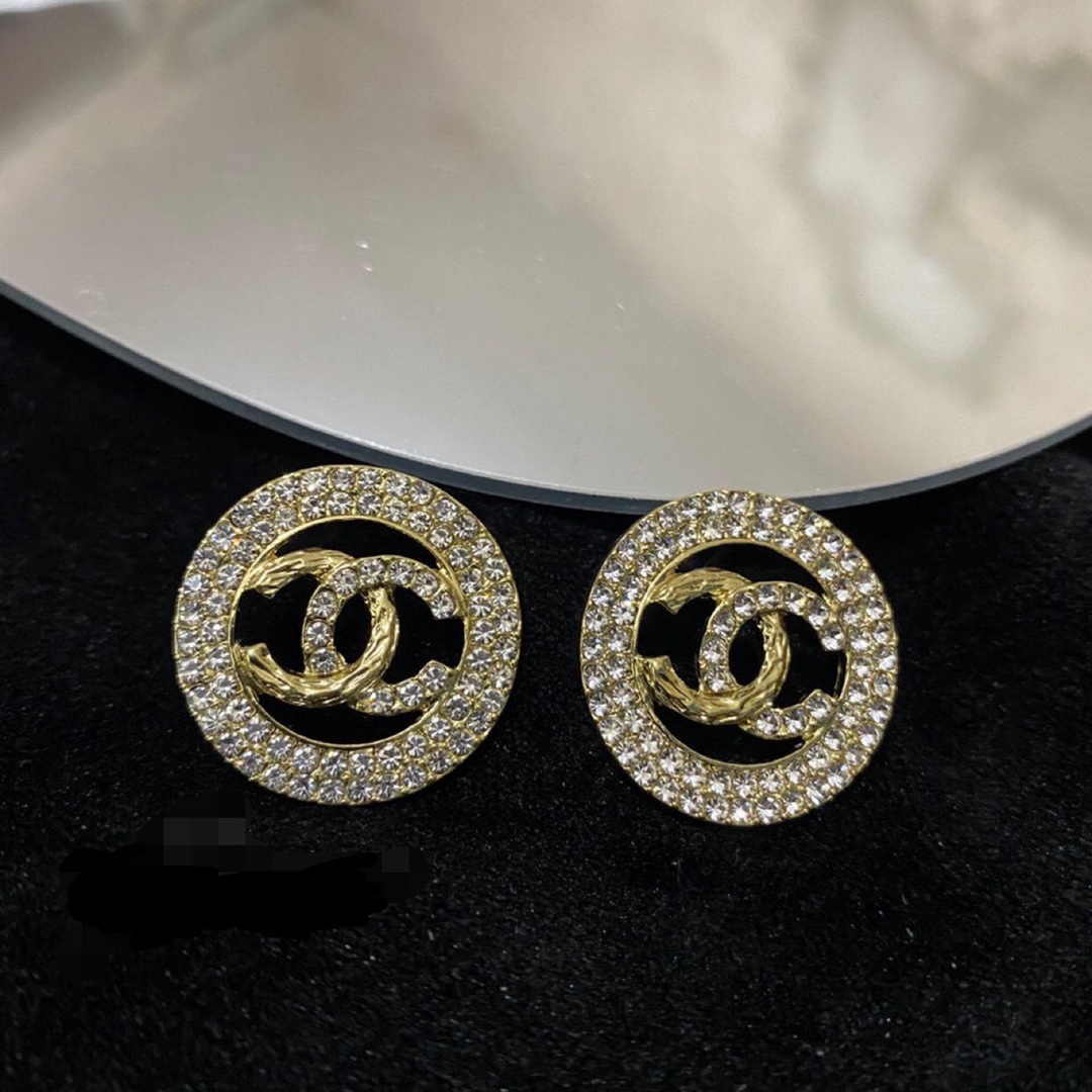 Chanel earring 107290