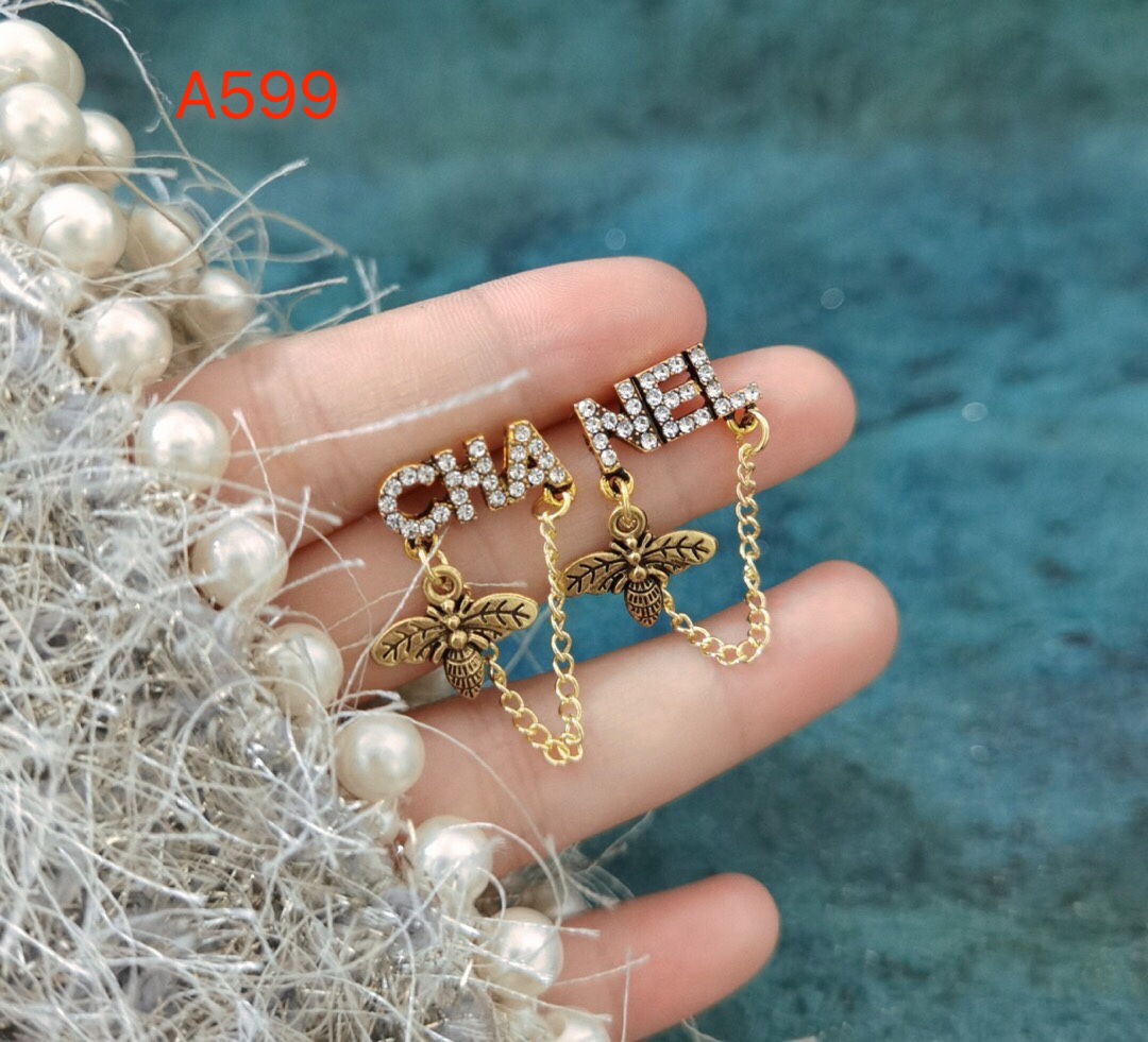 Chanel earring 107300