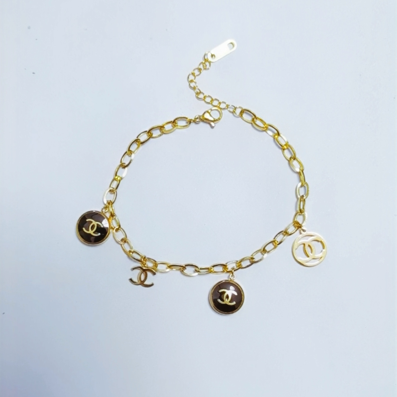 Chanel bracelet 107308