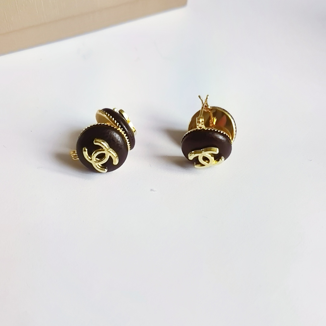 Chanel earring 107318