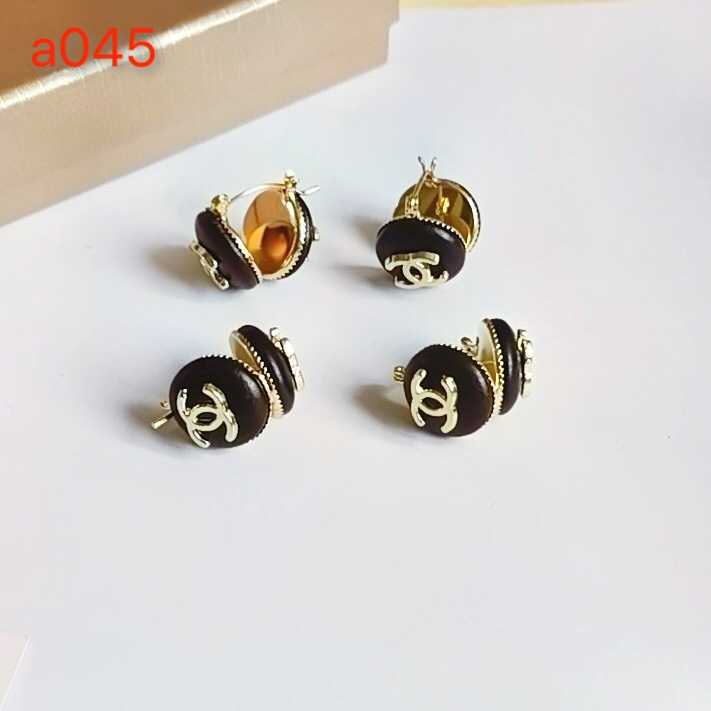 Chanel earring 107318