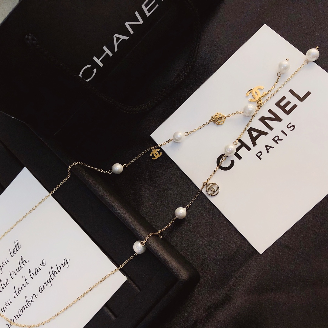 X210    Chanel necklace 107336