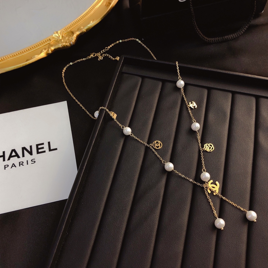 X210    Chanel necklace 107336