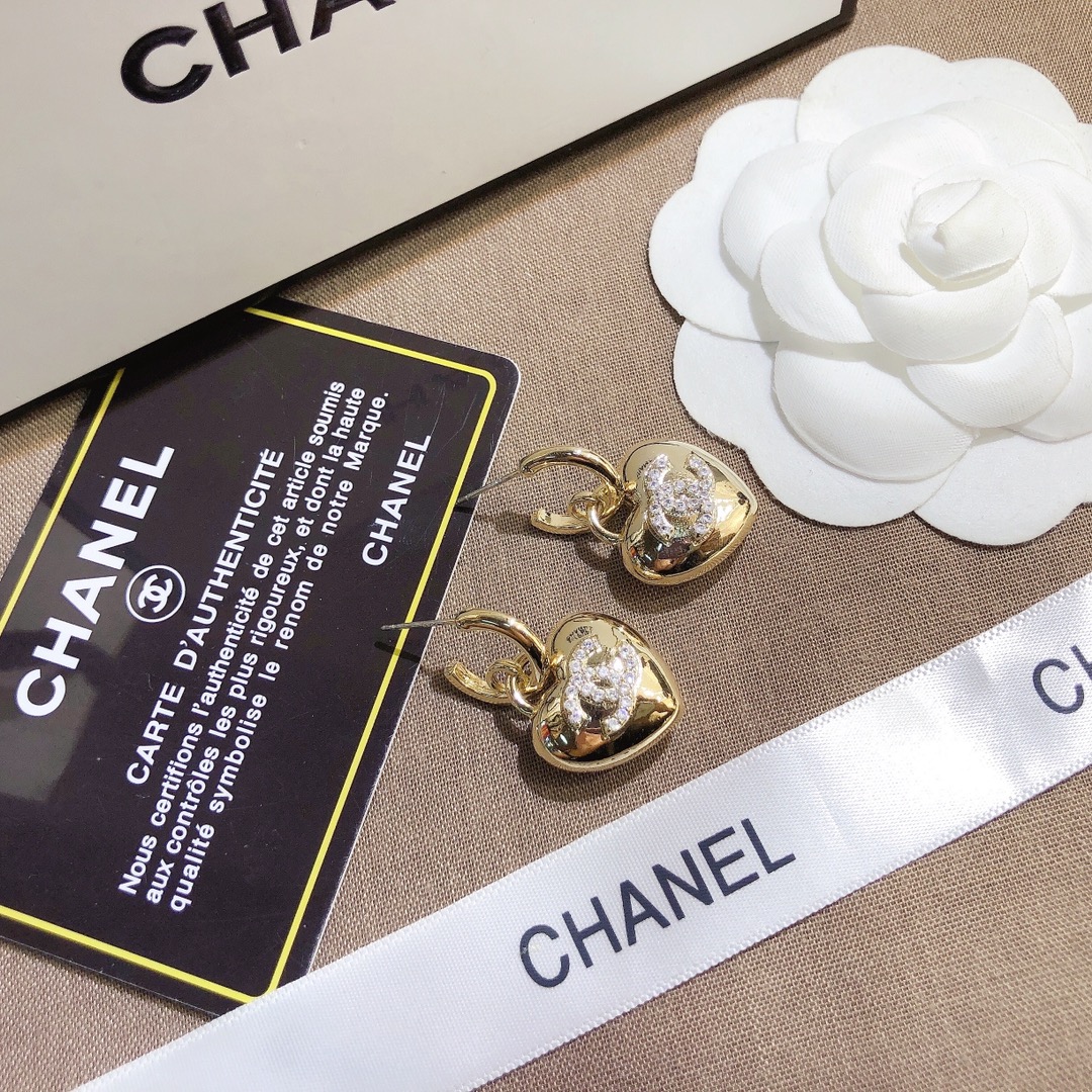 A616 Chanel earring 107343
