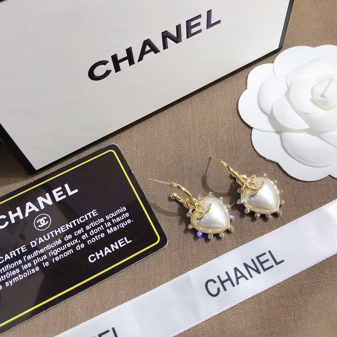 A623 Chanel earring 107348
