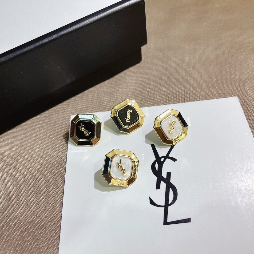 A627  YSL earring 107356