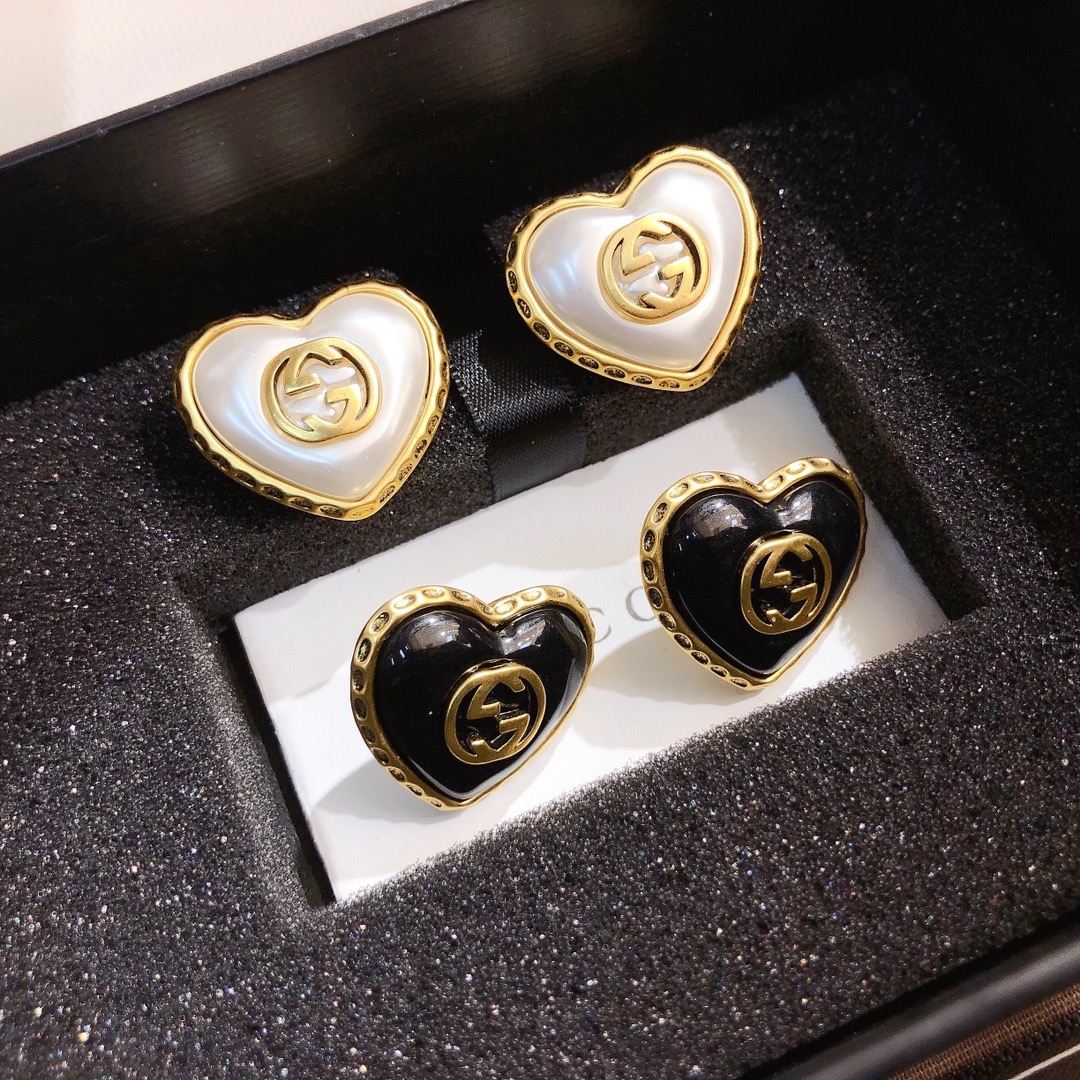 A634    Gucci earring 107372