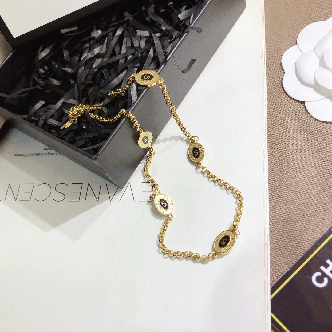 X410    Chanel necklace 107378