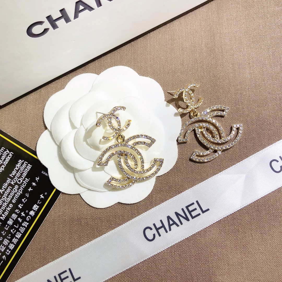 A639    Chanel earring 107386