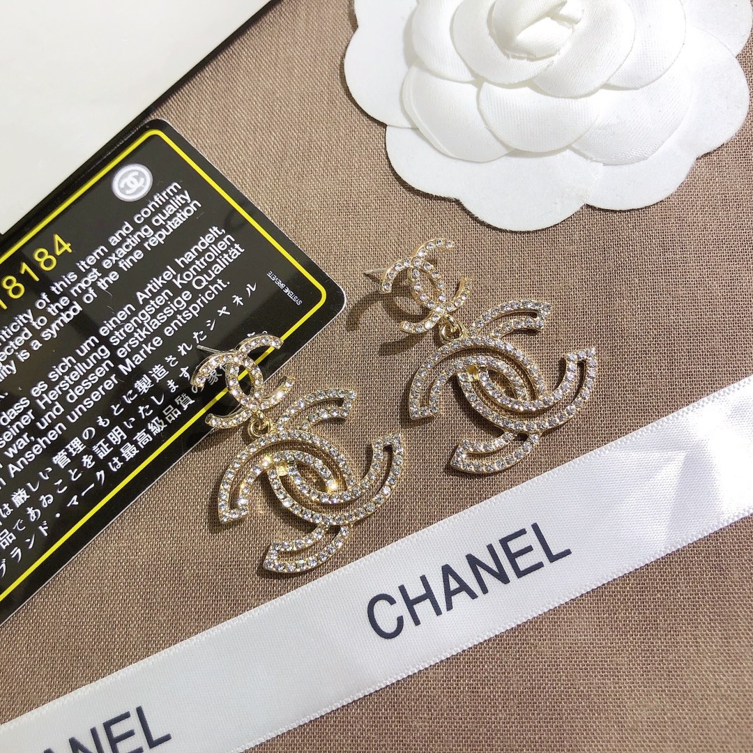 A639    Chanel earring 107386