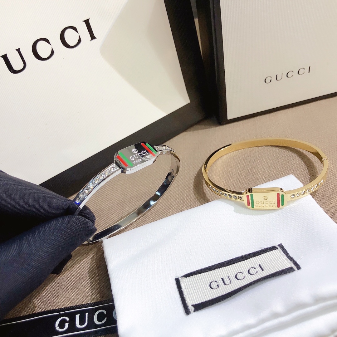 S275     Gucci bracelet 107390