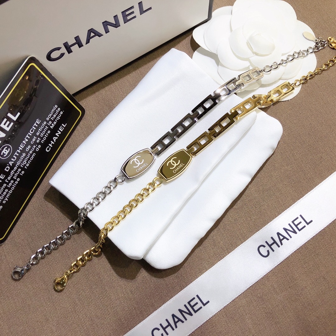 L096    Chanel bracelet 107398