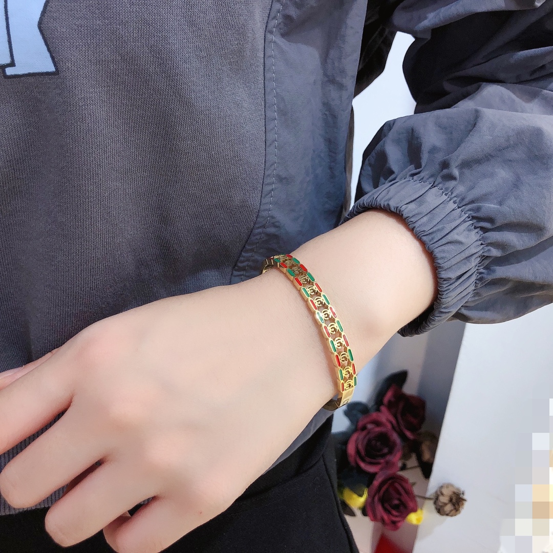 S280  Gucci bracelet 107406