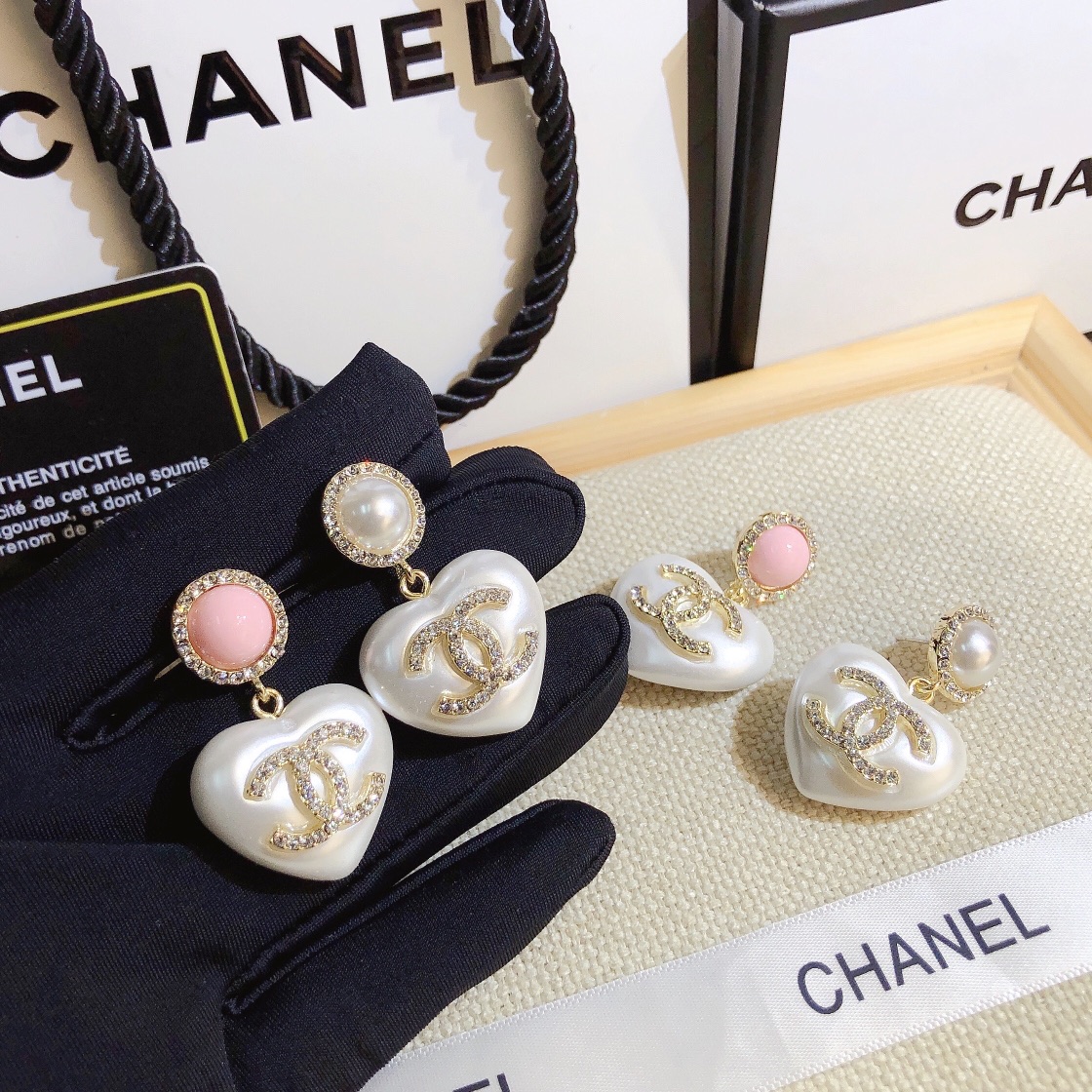 A653   Chanel earring 107409
