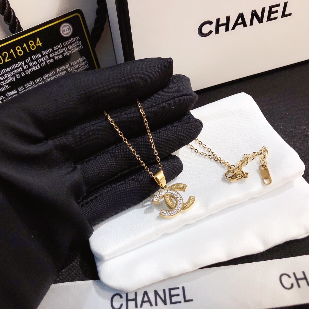 X416     Chanel necklace 107410