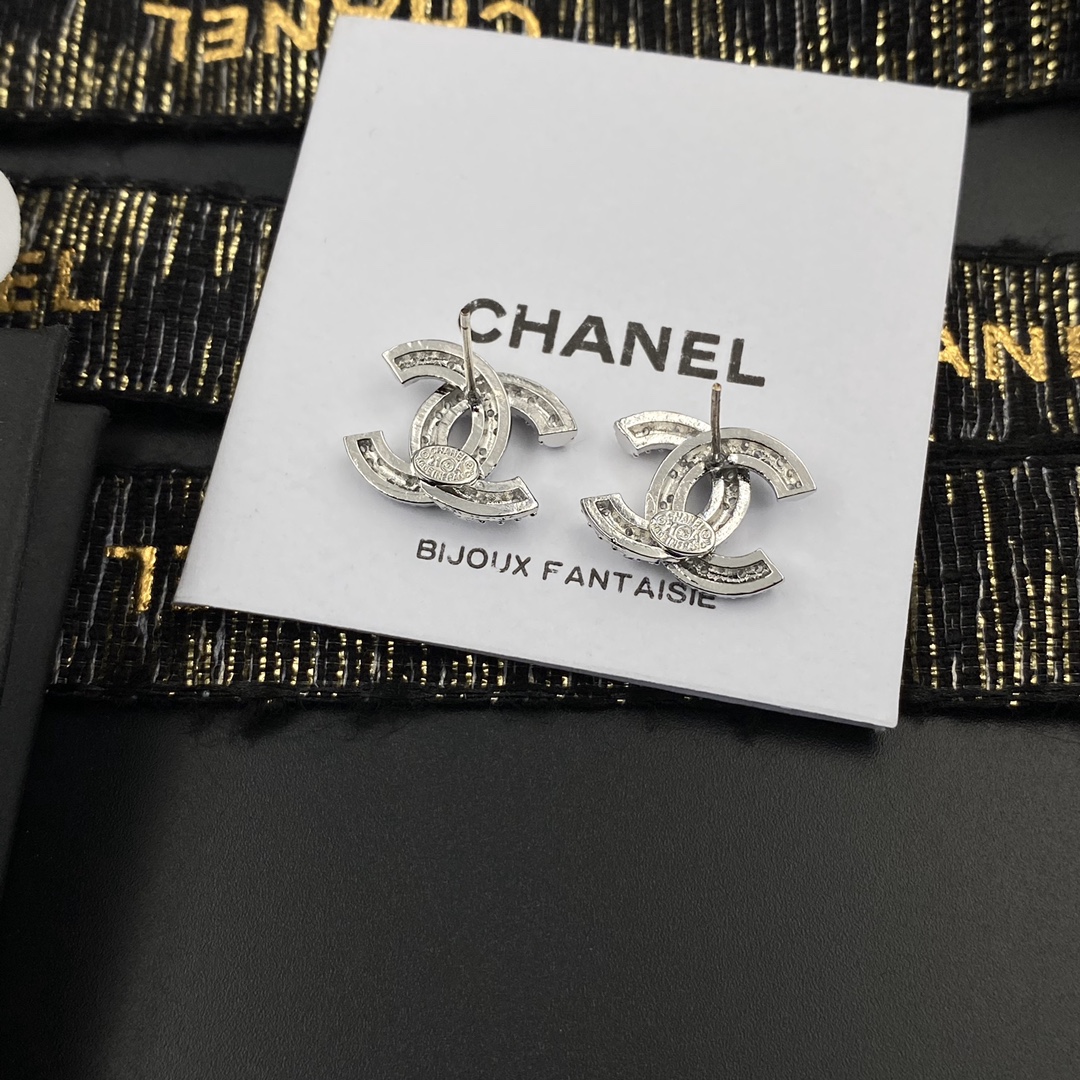 A238 Chanel earring 107429