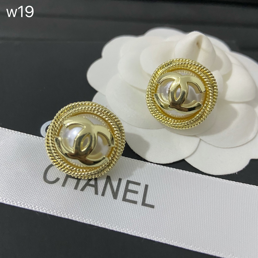 Chanel earring 107460
