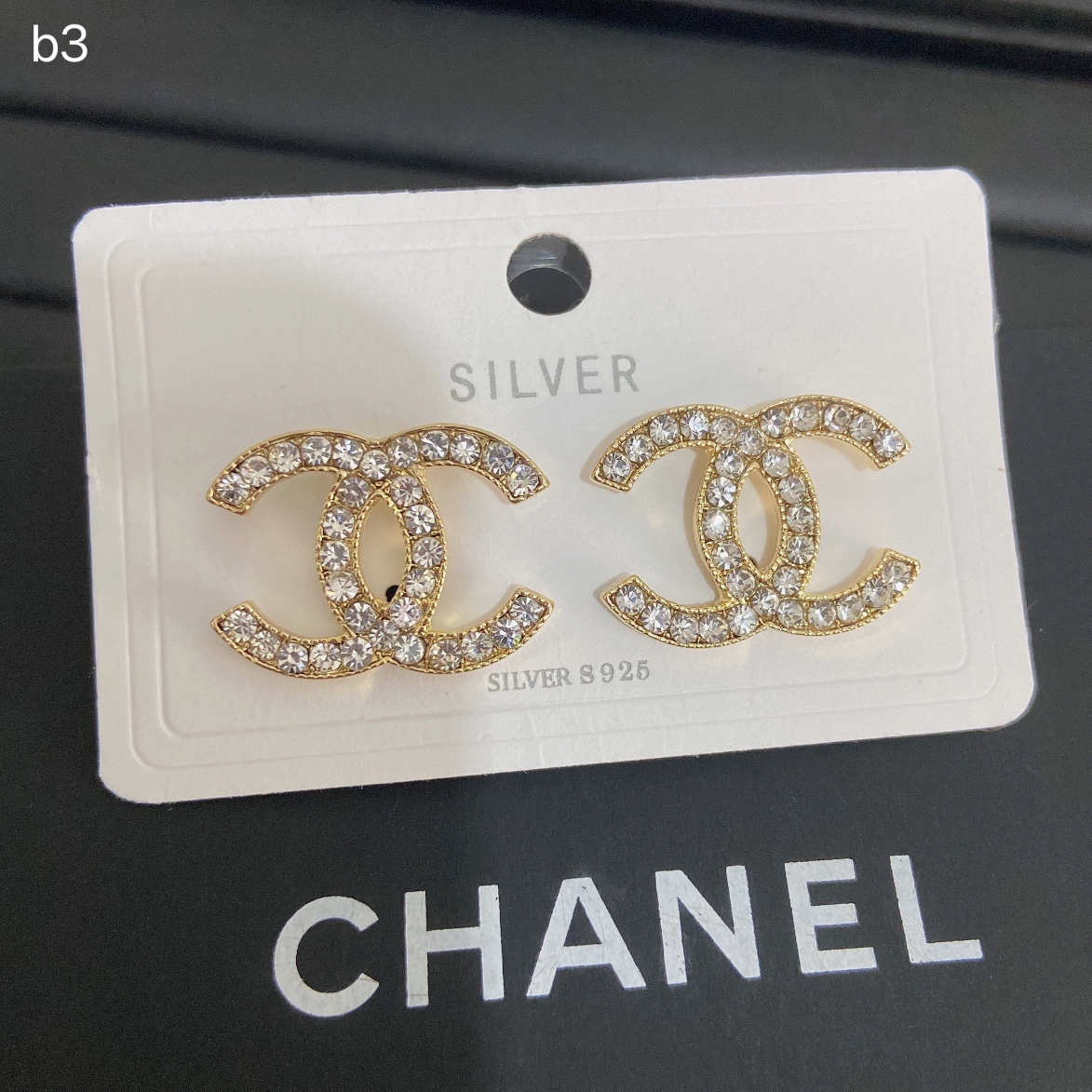 Chanel earring 107461