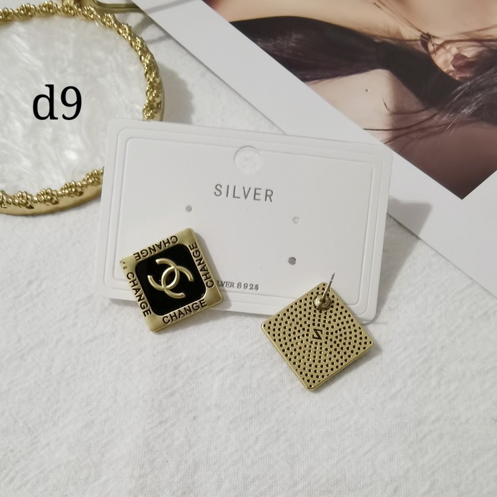 Chanel earring 107462