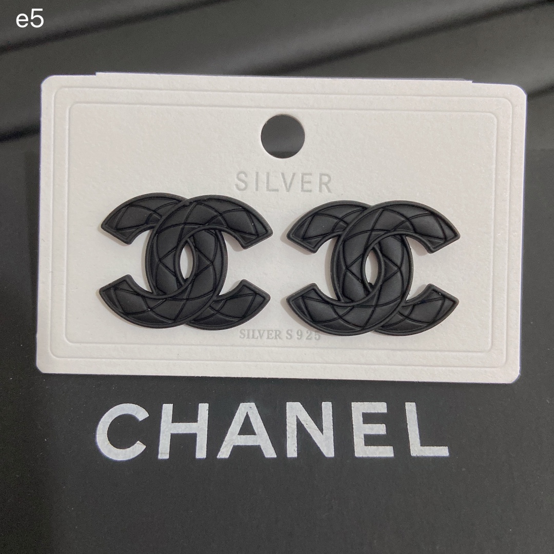 Chanel earring 107474