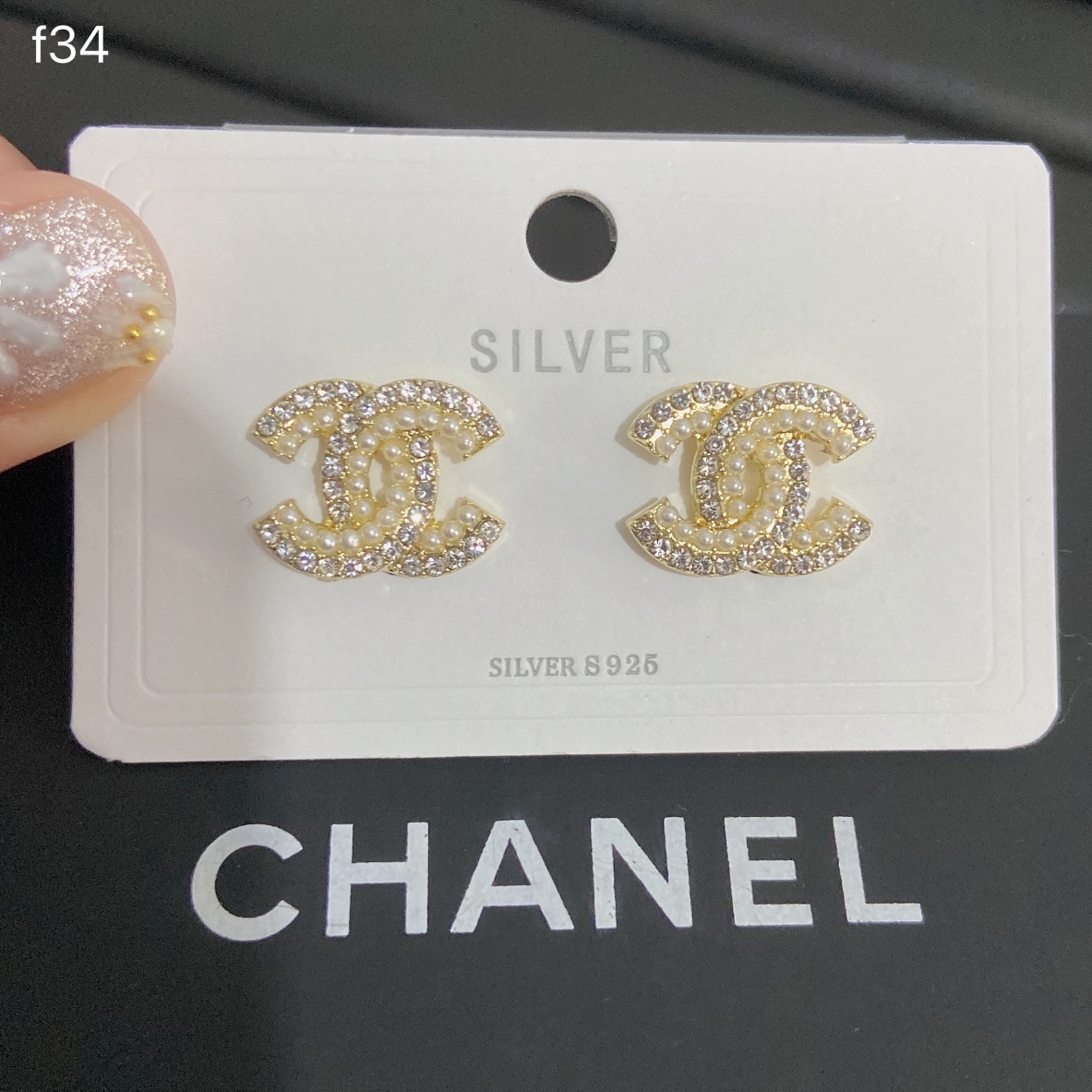 Chanel earring 107476