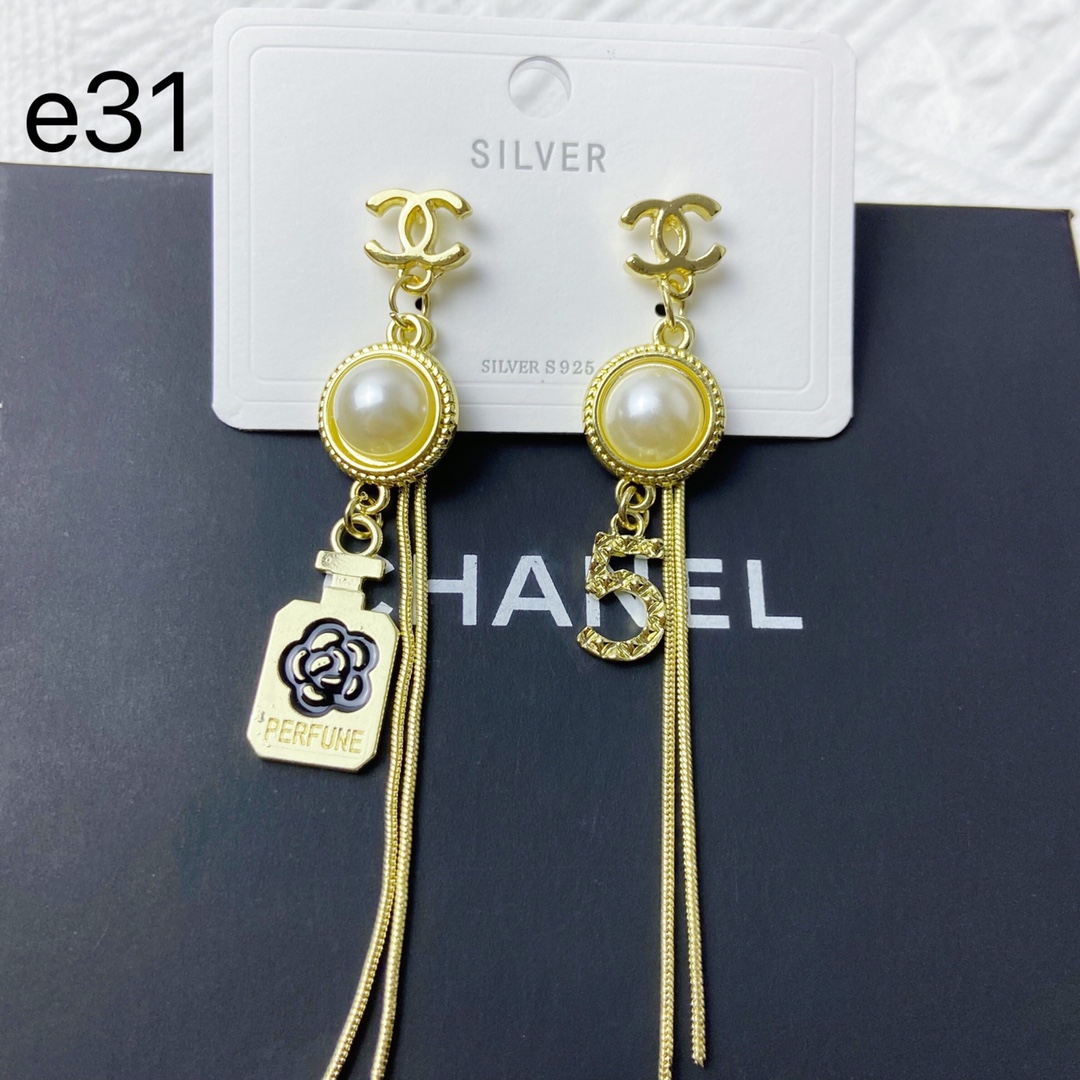 Chanel earring 107479