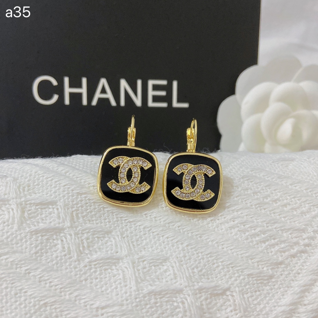 Chanel earring 107490