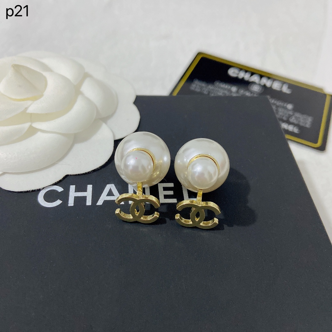 Chanel earring 107493