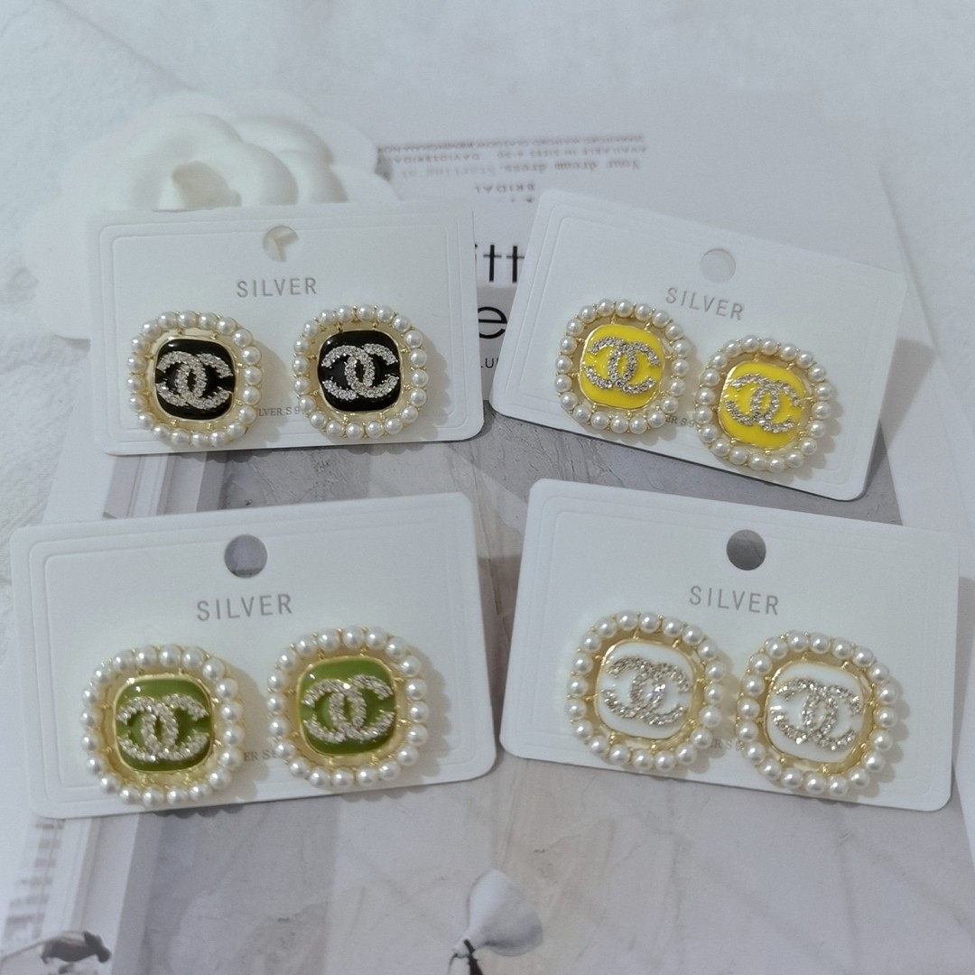 Chanel earring 107498
