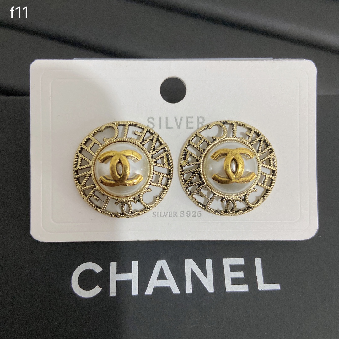 Chanel earring 107508