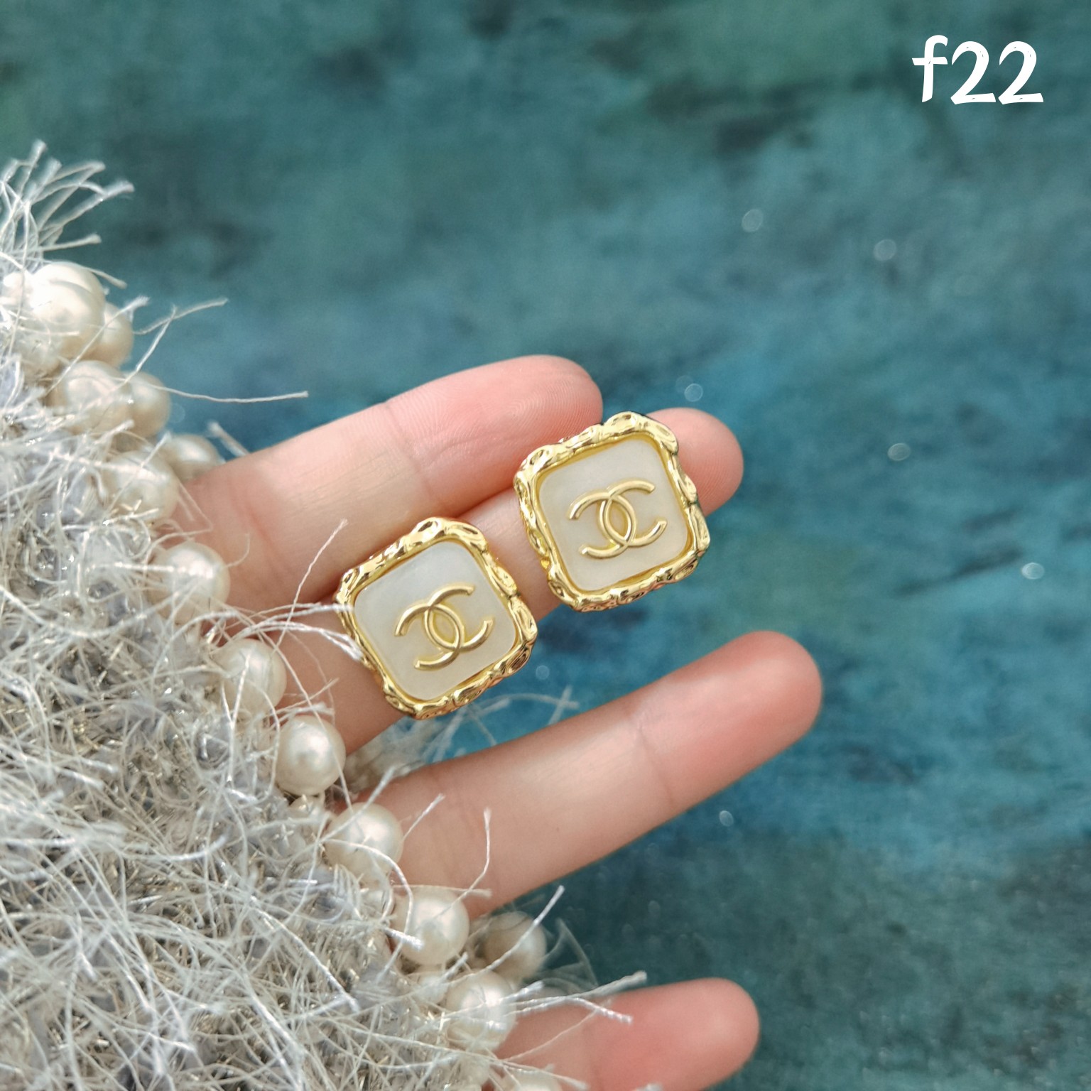 Chanel earring 107465