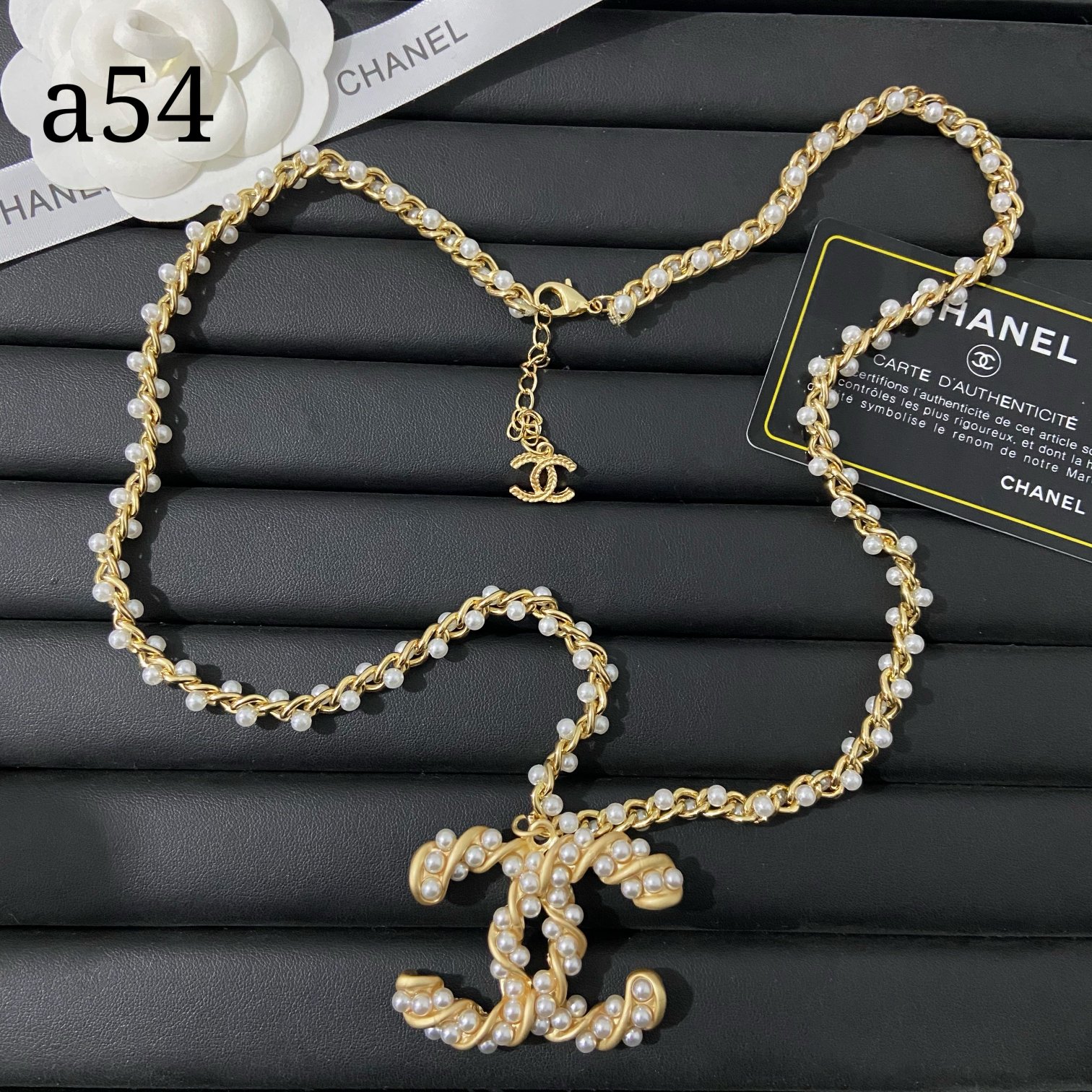 Chanel necklace 109155