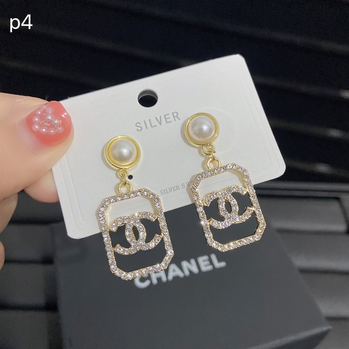Chanel earring 107538