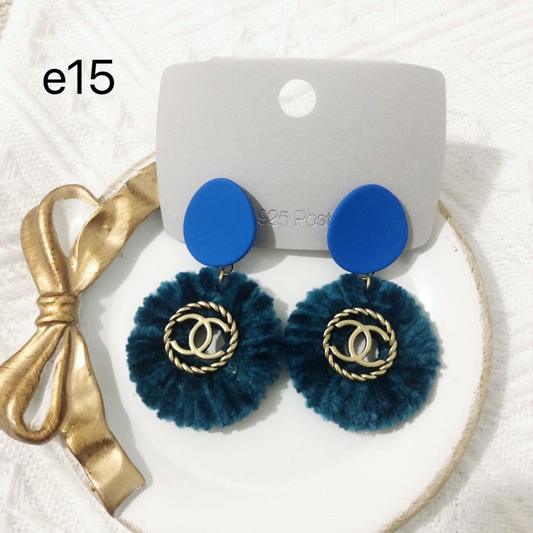 Chanel earring 107540