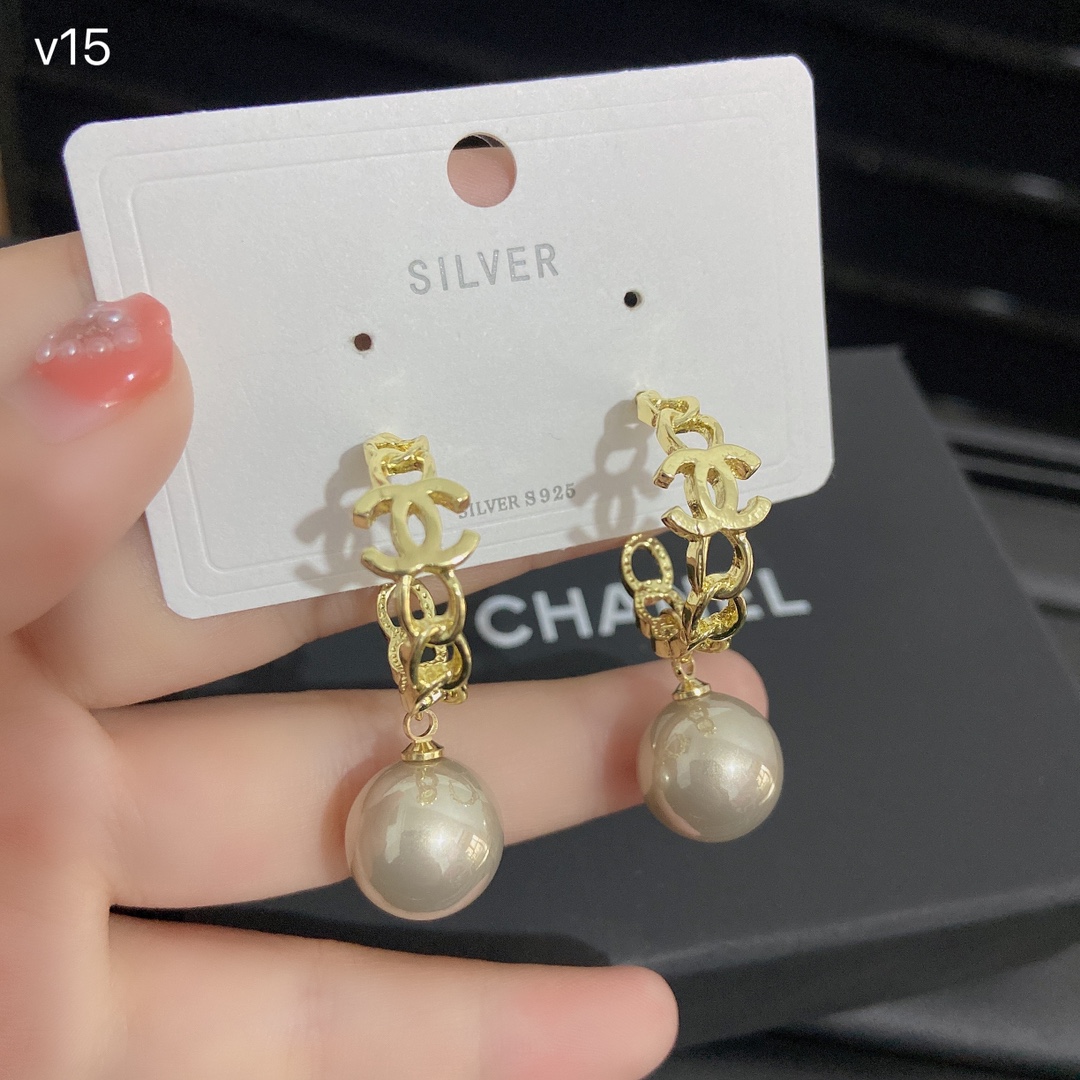 Chanel earring 107546