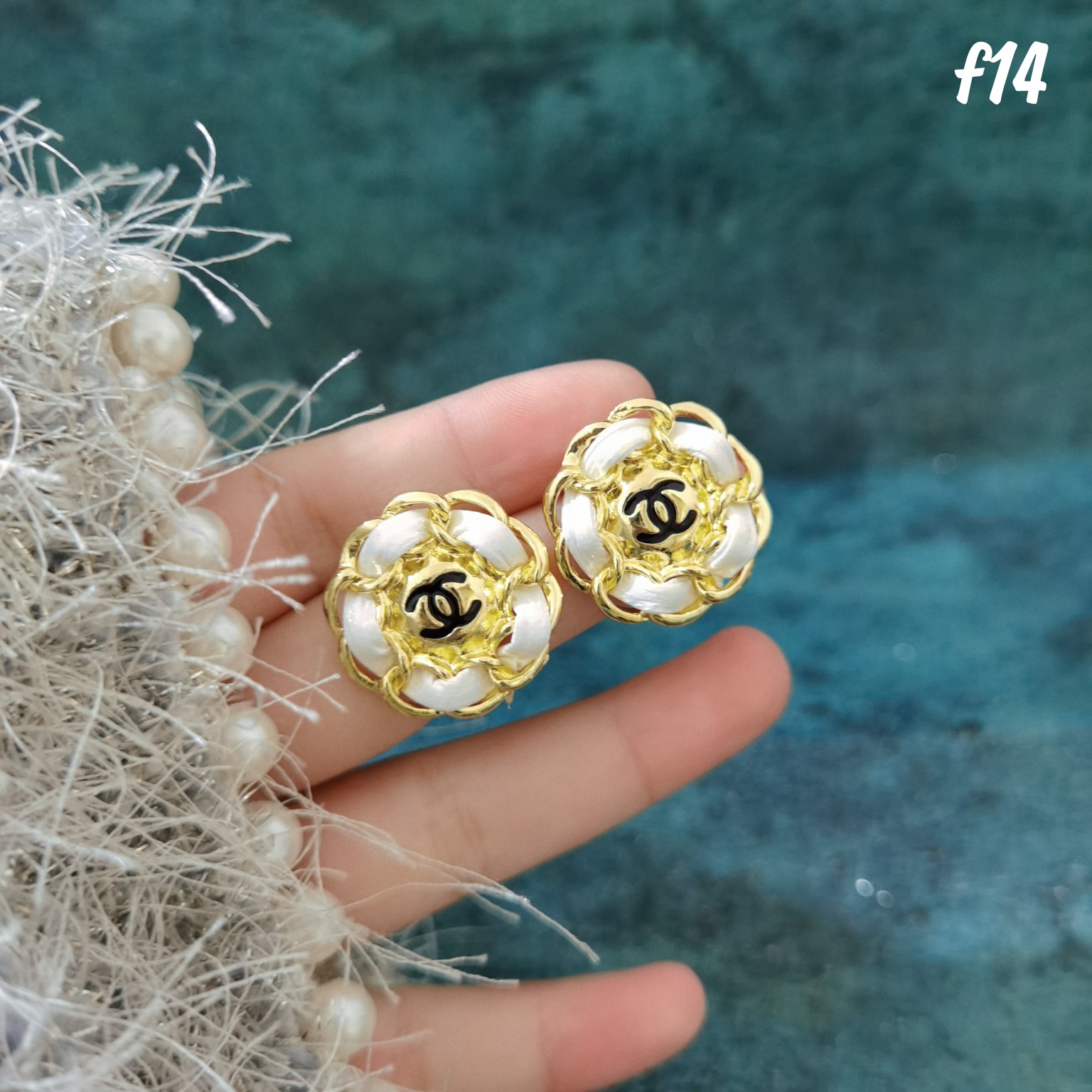 Chanel earring 107559