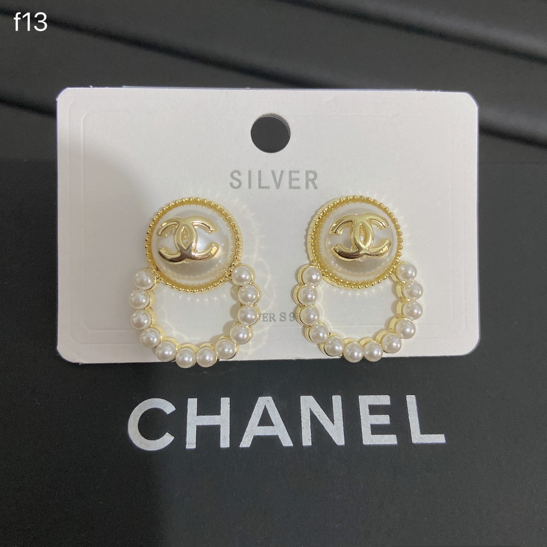 Chanel earring 107565