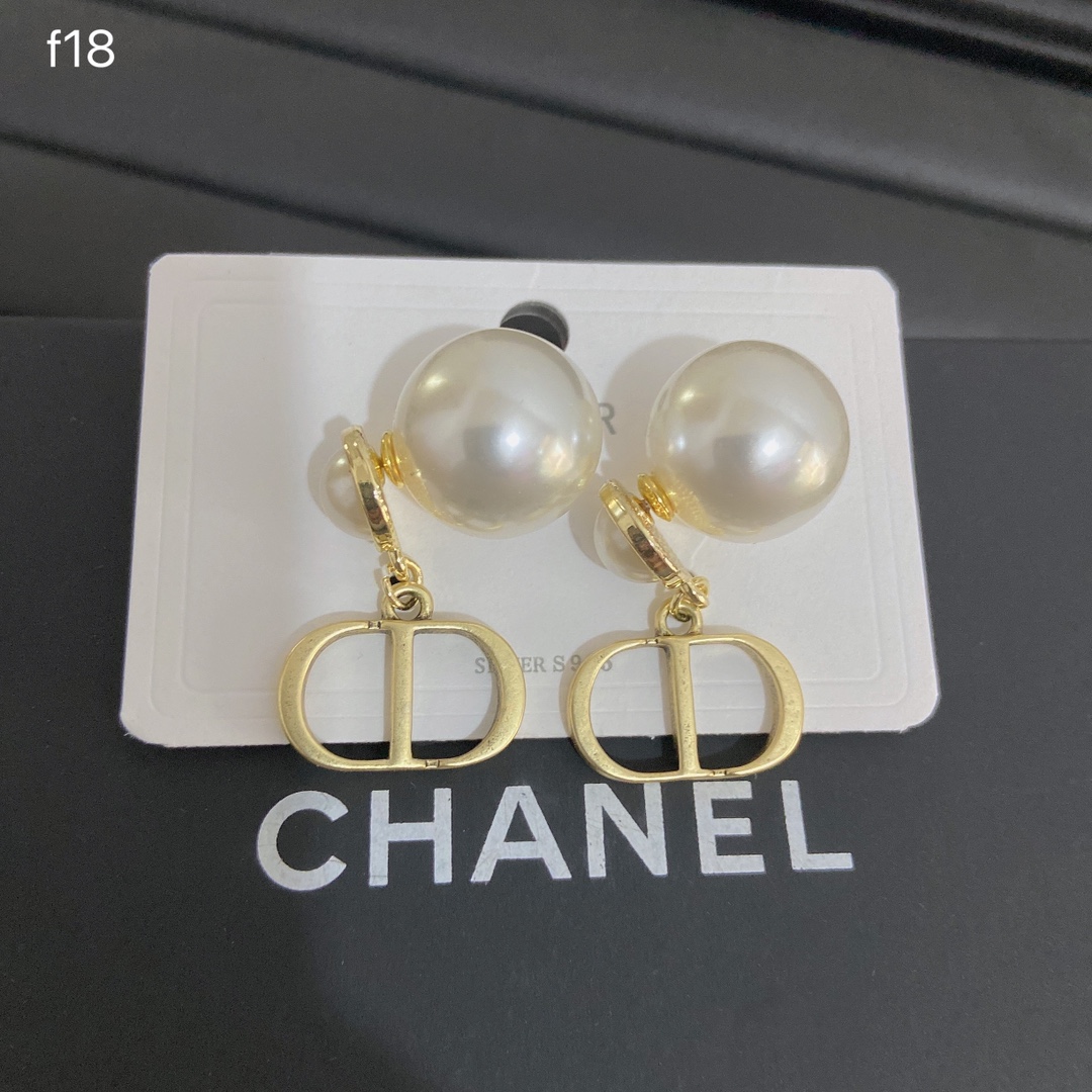 Dior earring 107569