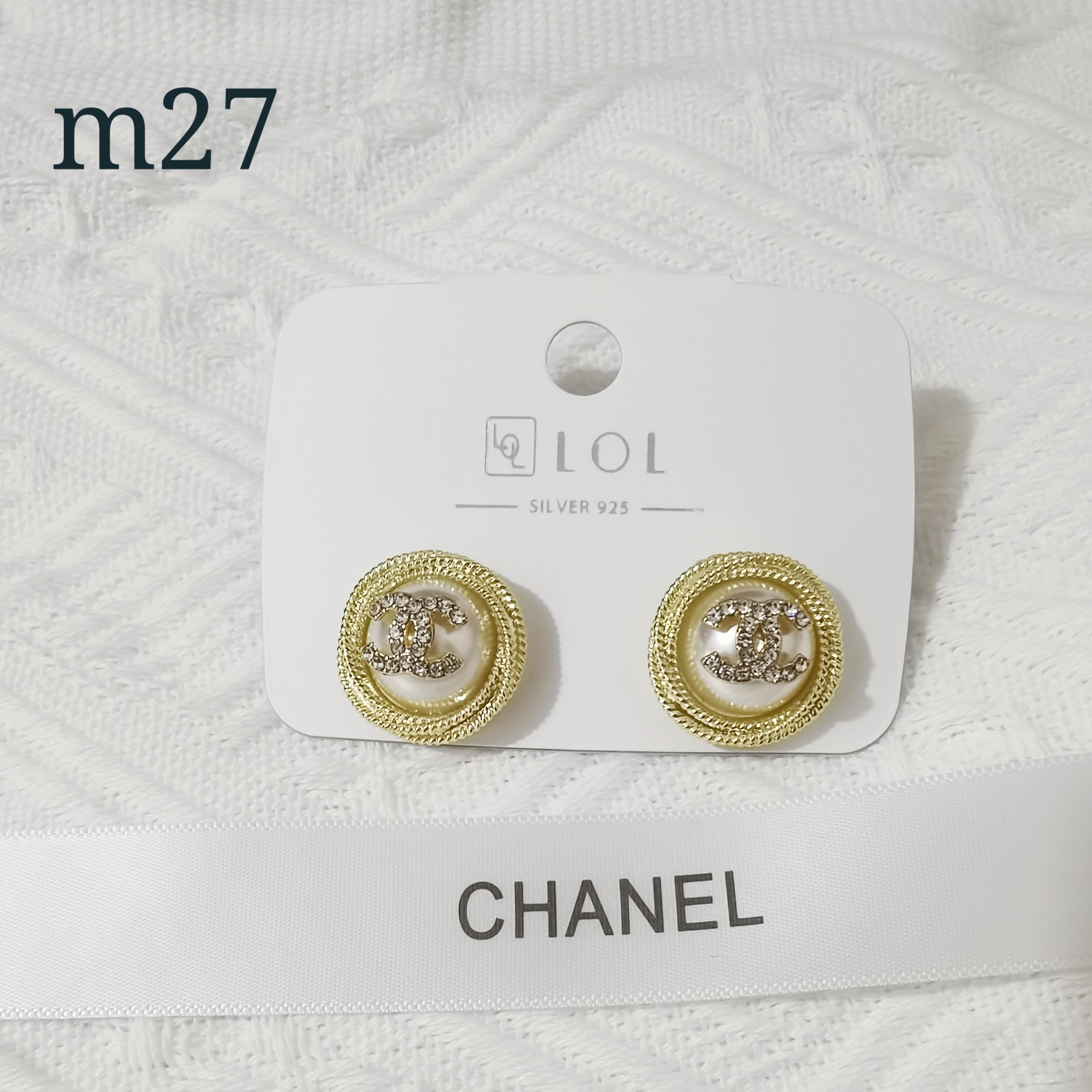 Chanel earring 107572