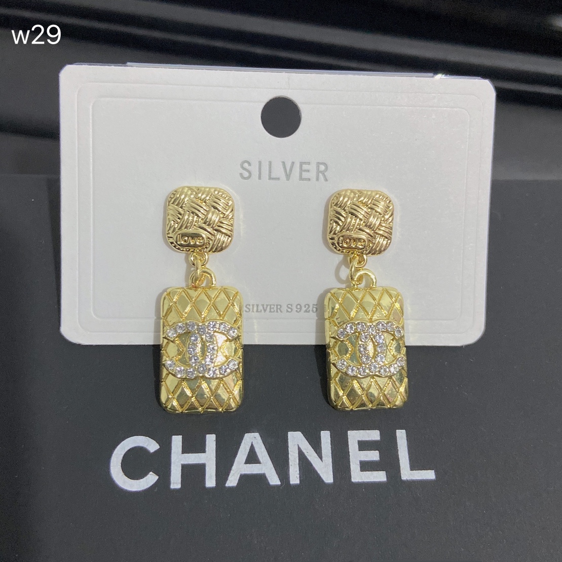 Chanel earring 107573