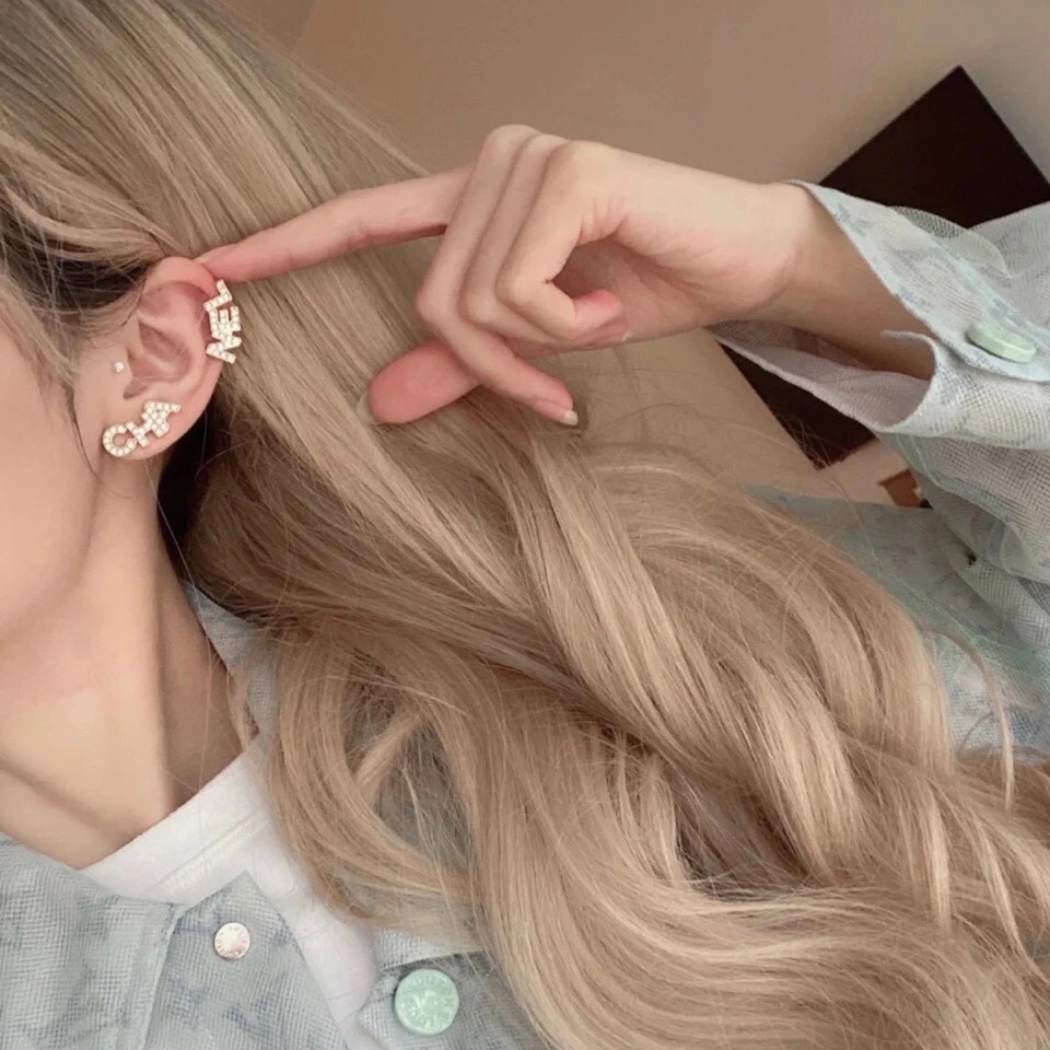 Chanel earring 106077