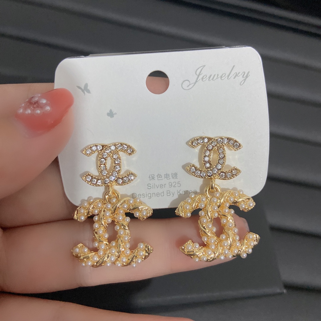 Chanel earring 107581