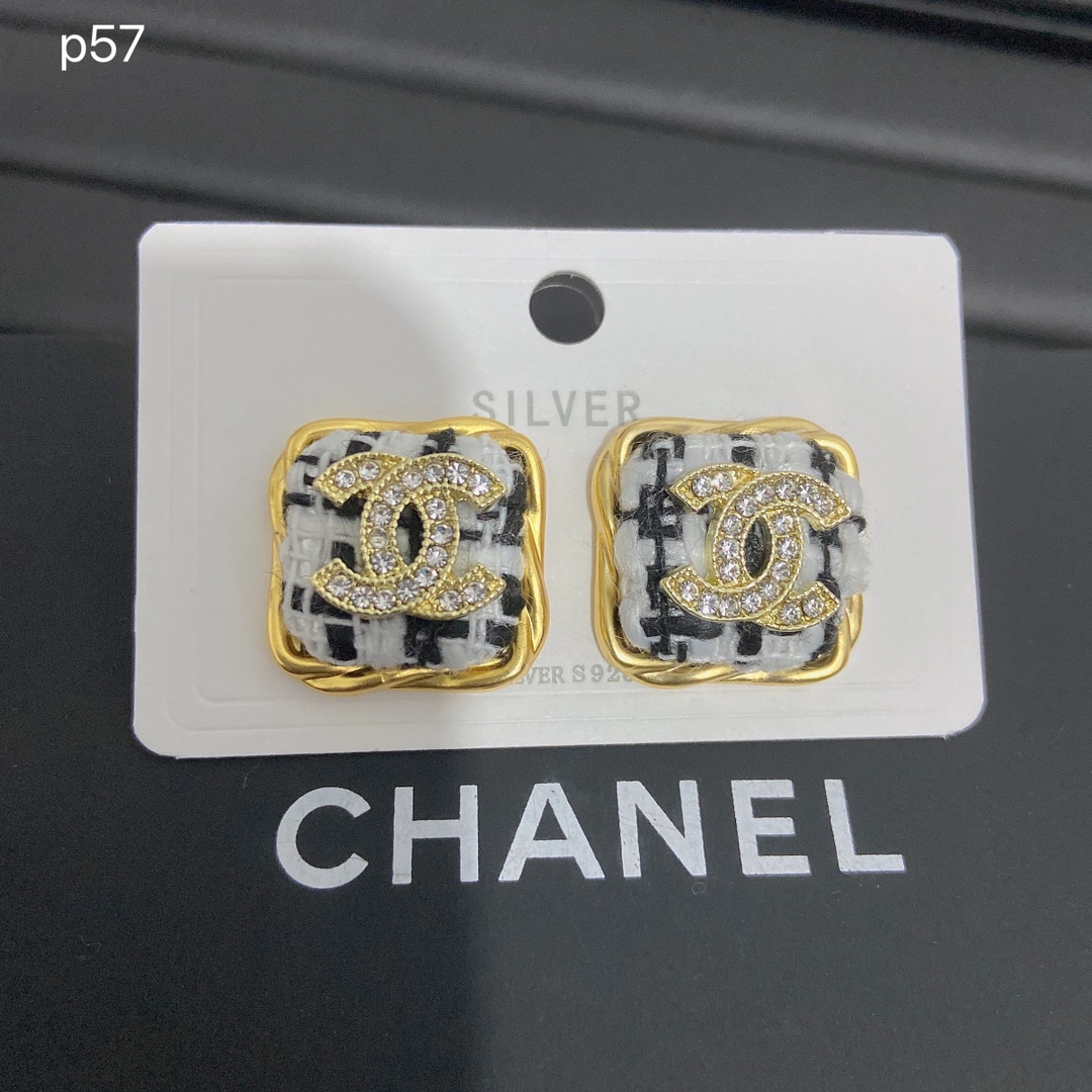 Chanel earring 107582