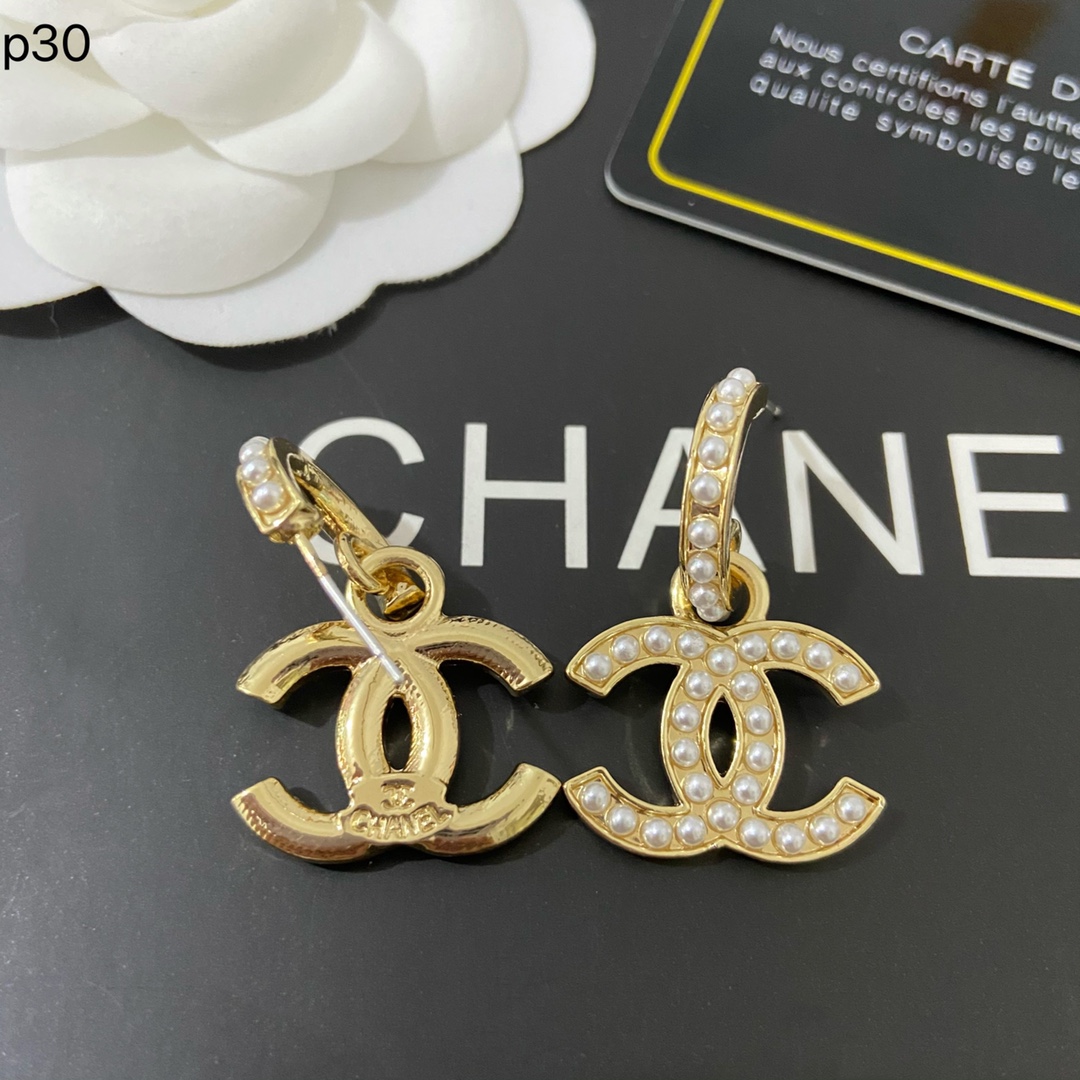 Chanel earring 107589