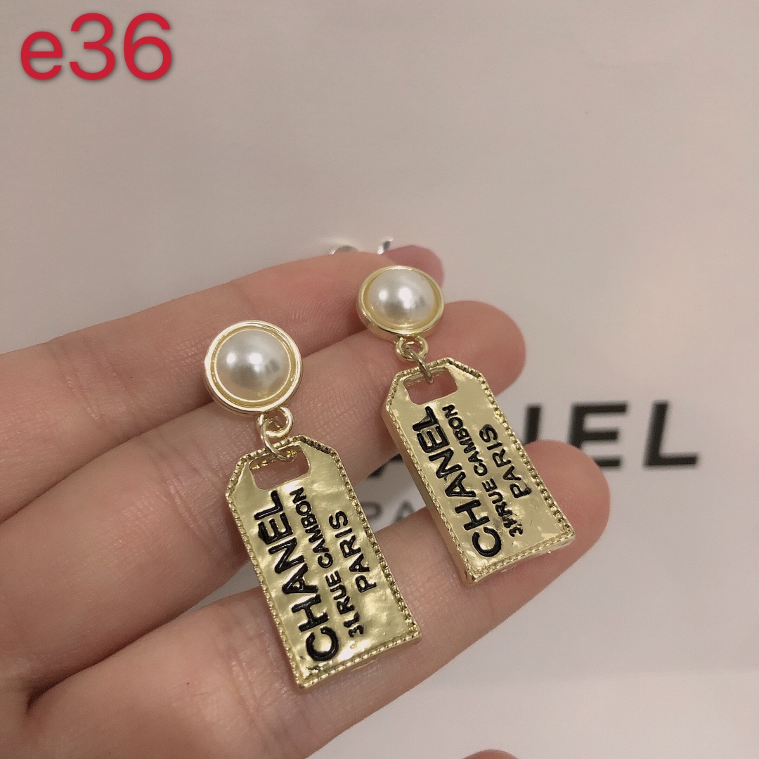 Chanel earring 107604