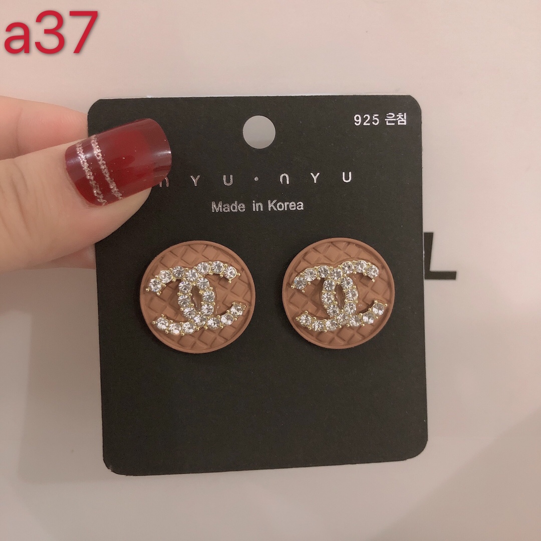 Chanel earring 107507